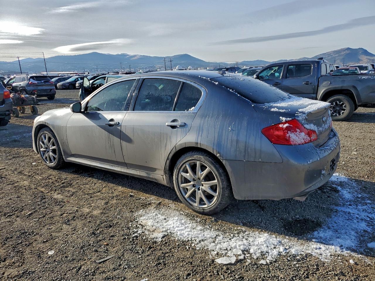 2013 Infiniti G37 Sedan X - Фото 2