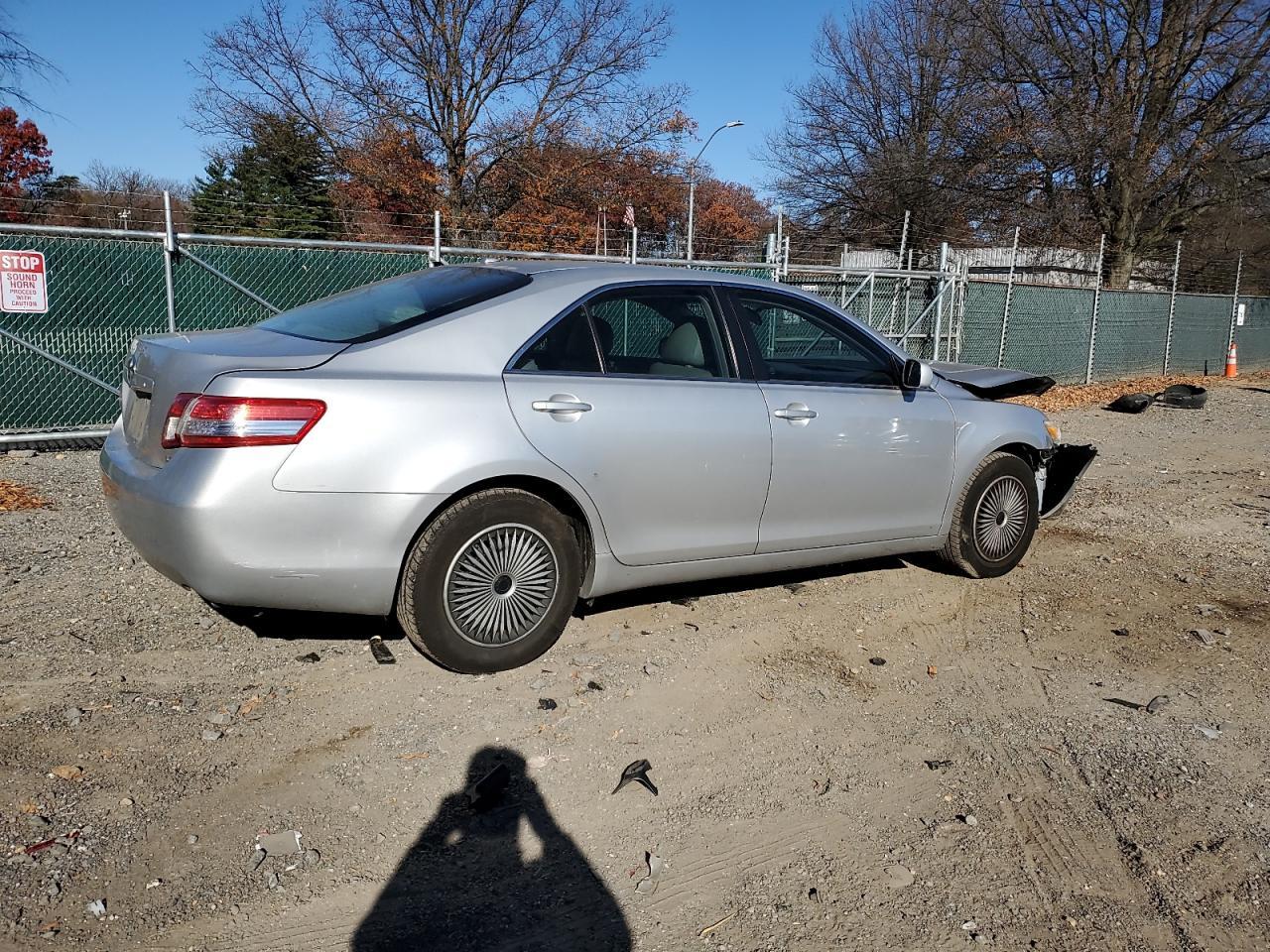 2011 Toyota Camry Base - Image 3
