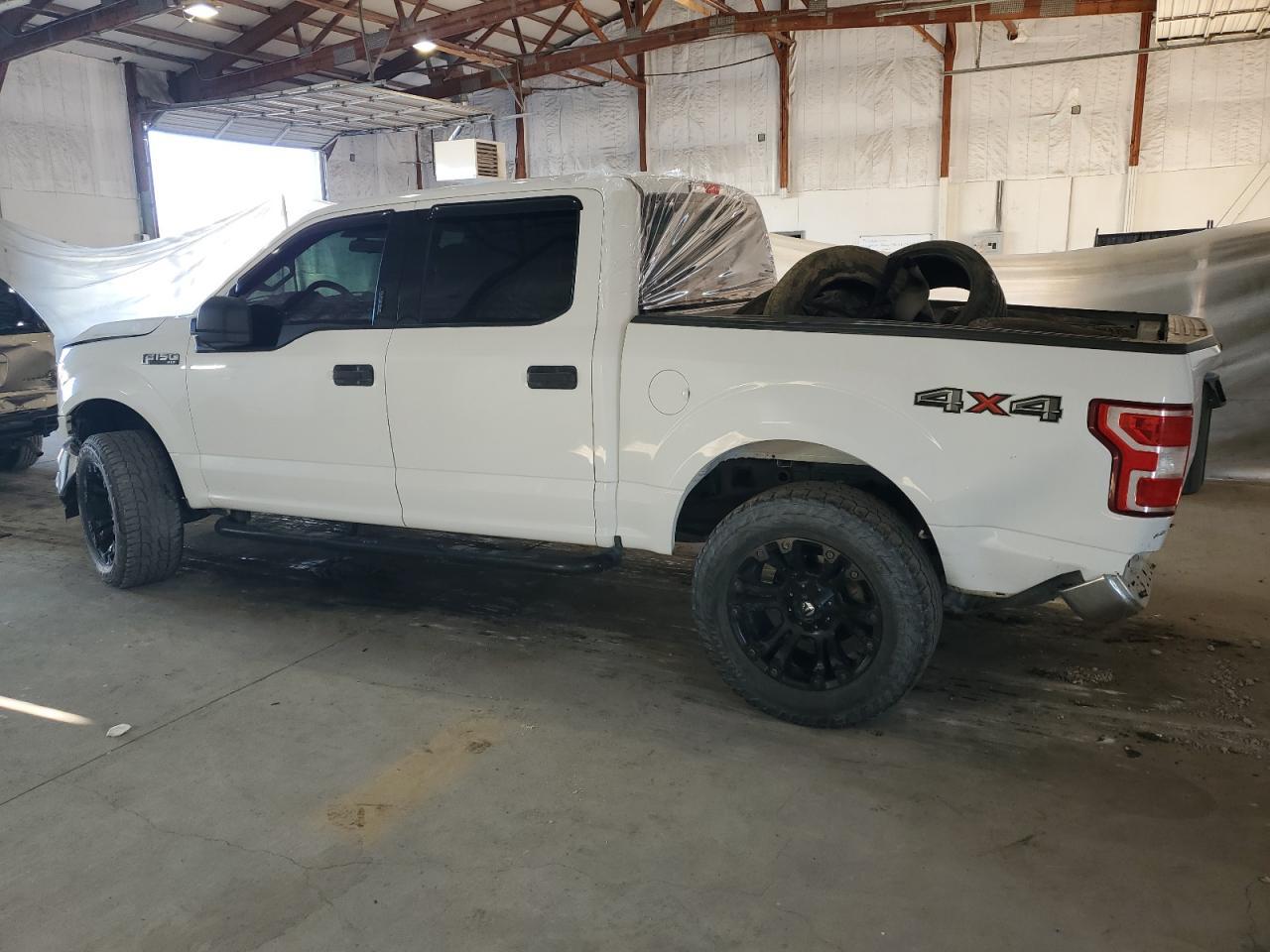 2018 Ford F150 Supercrew - Фото 2