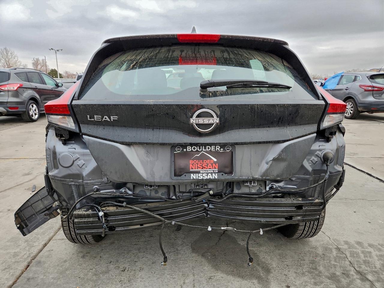 2025 Nissan Leaf S - Image 6