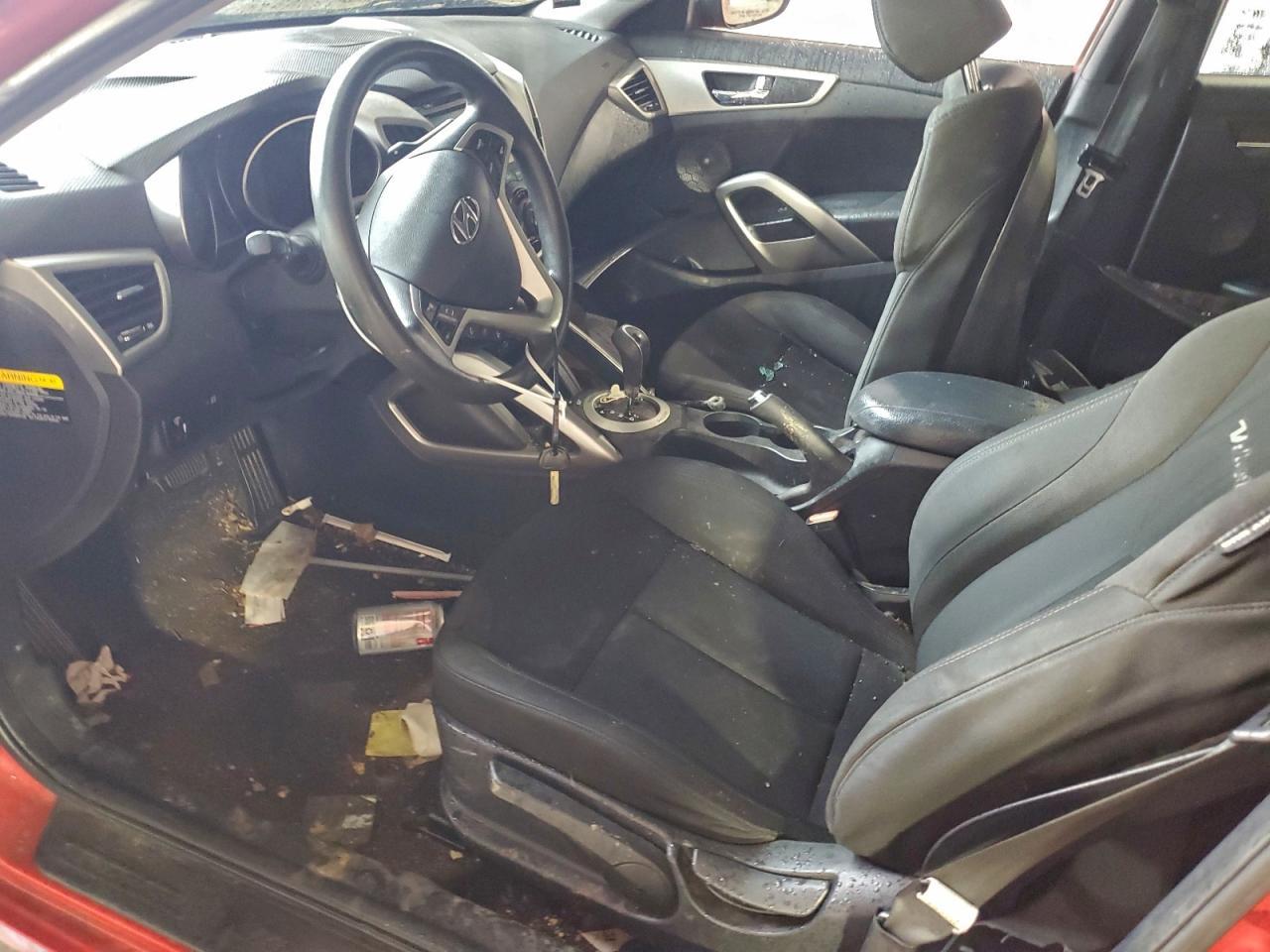 2015 Hyundai Veloster - Image 7