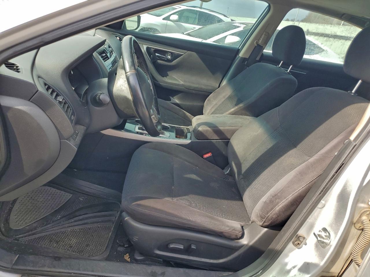 2014 Nissan Altima 2.5 - Image 7