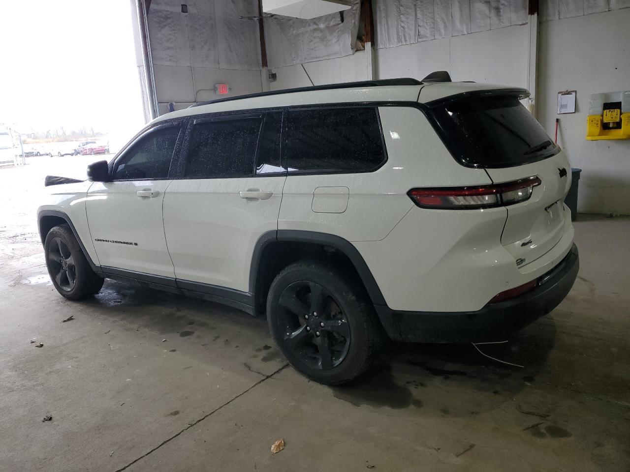 2023 Jeep Grand Cherokee L Limited - Фото 2