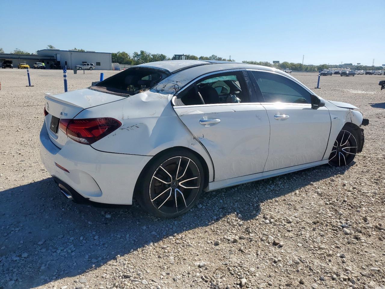 2021 Mercedes-Benz A 35 Amg - Фото 3