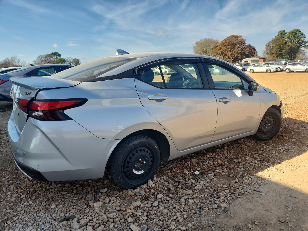 2020 Nissan Versa Sv - Фото 3