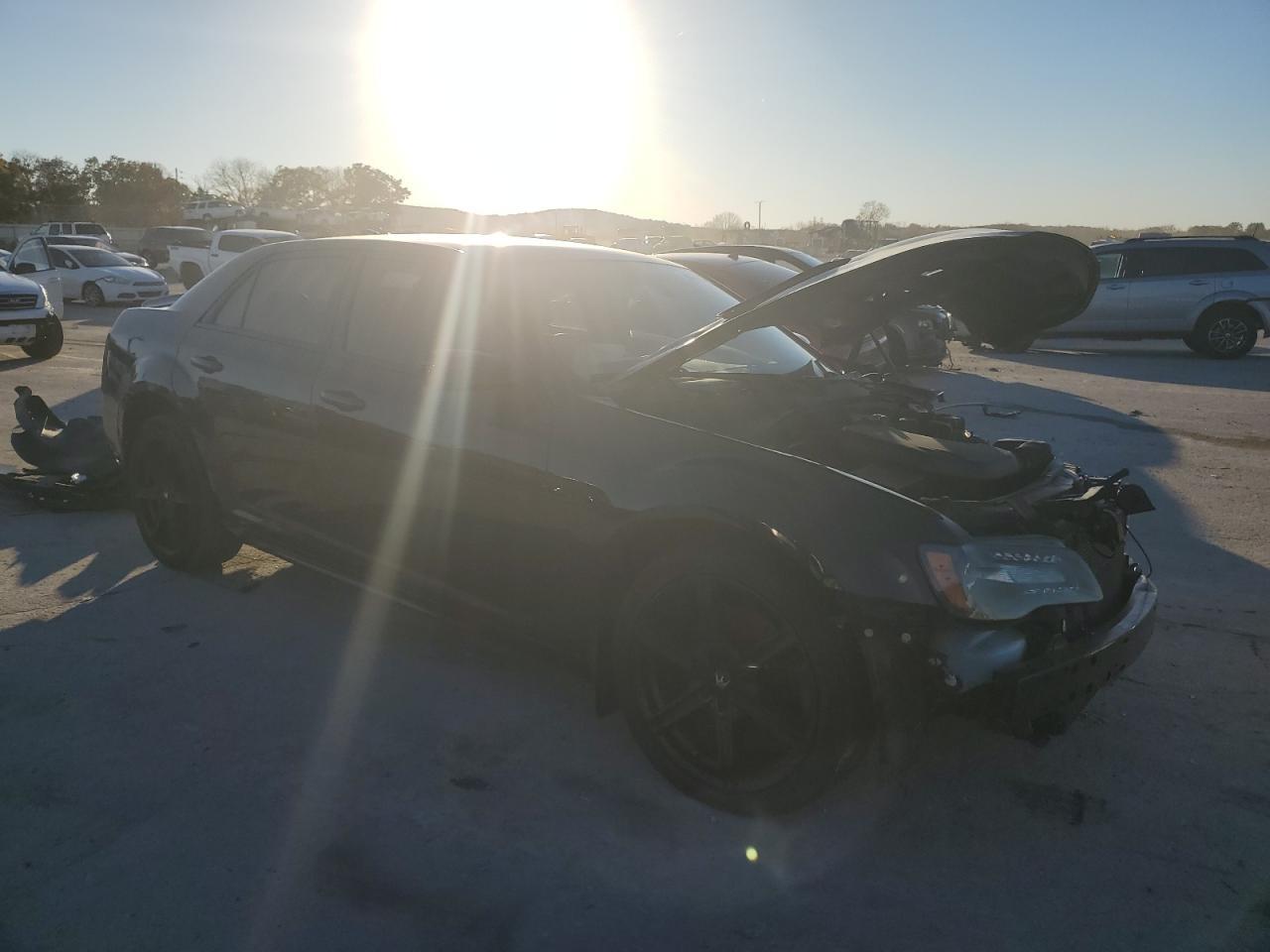 2019 Chrysler 300 S - Фото 4