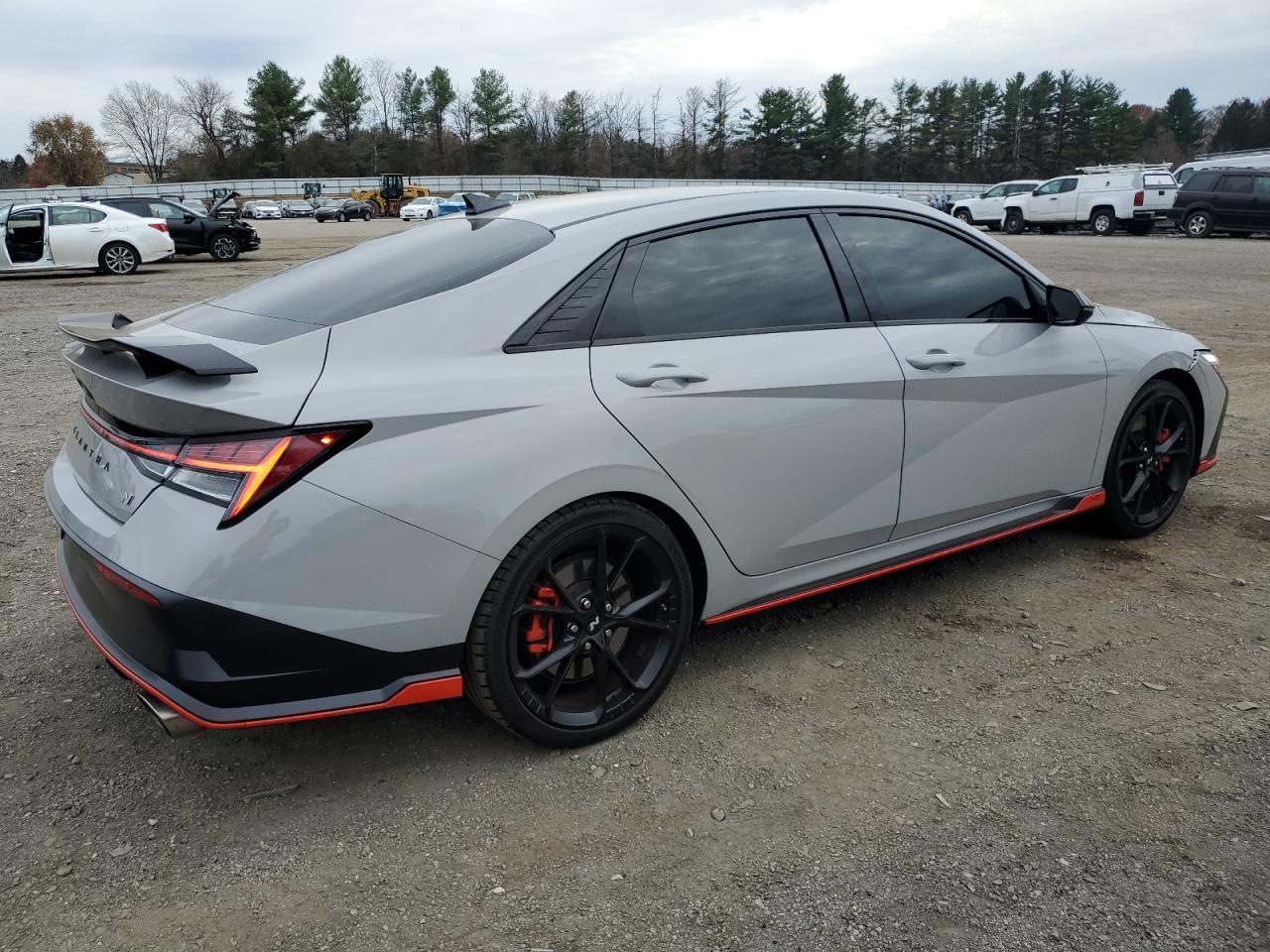 2025 Hyundai Elantra N - Фото 3