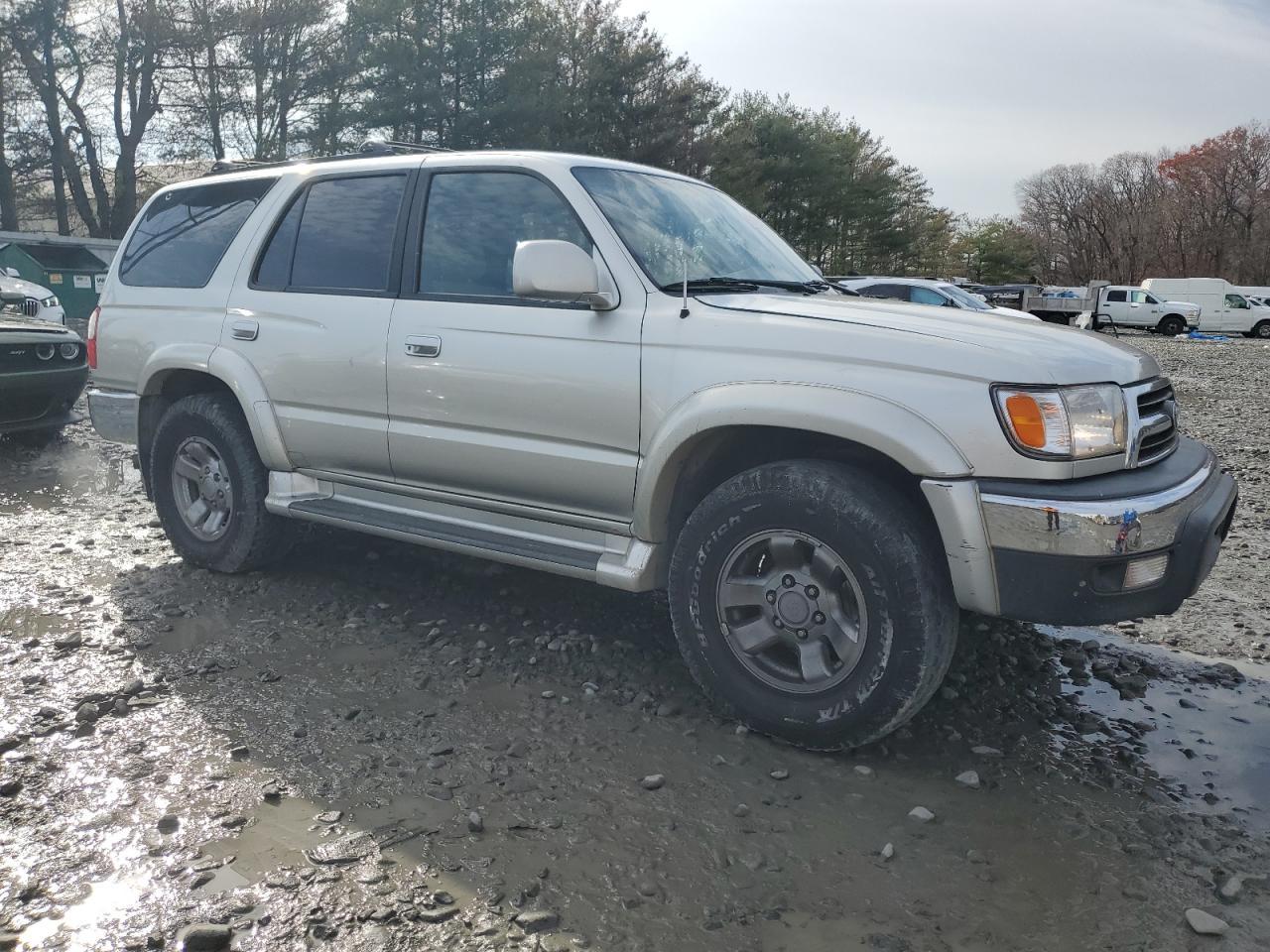 2000 Toyota 4Runner Sr5 - Image 4