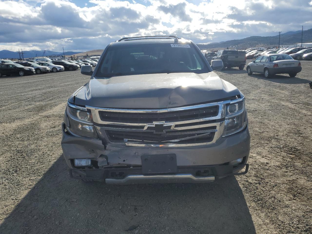 2017 Chevrolet Suburban K1500 Lt - Image 5