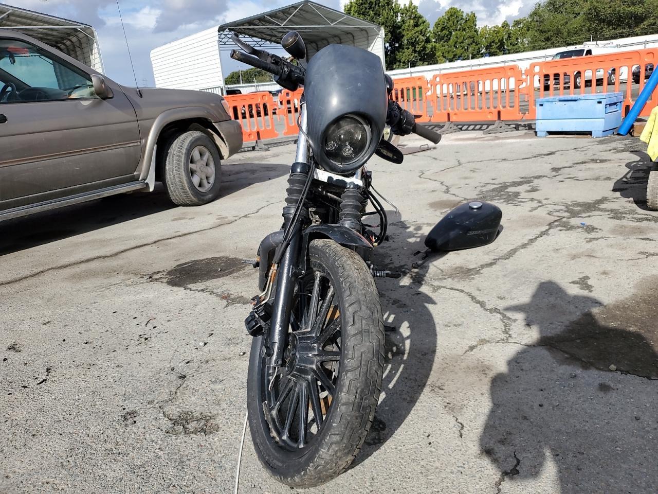 2009 Harley-Davidson Xl883 N - Фото 2