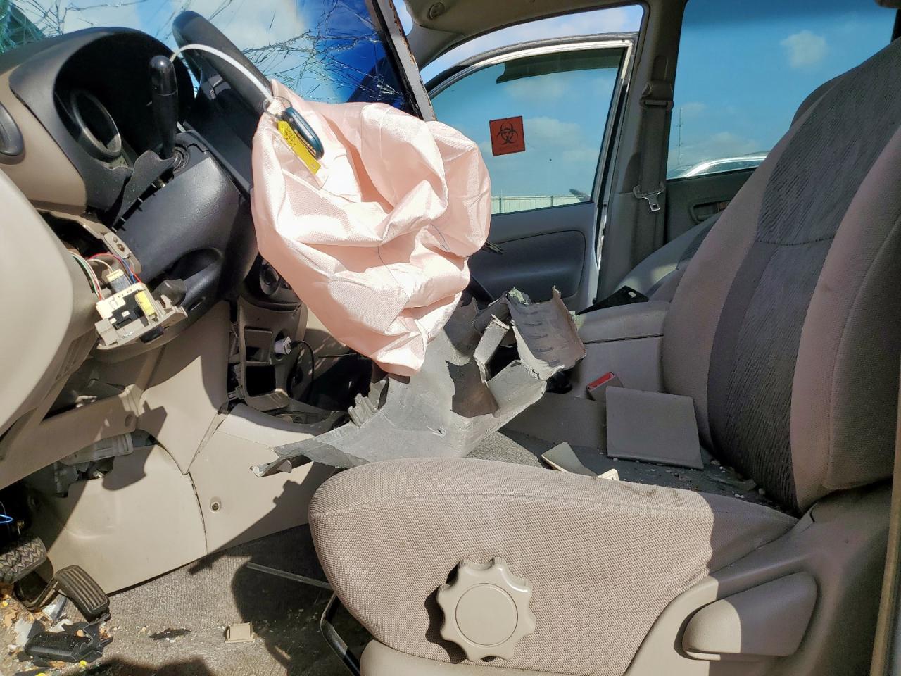 2003 Toyota Rav4 - Image 7