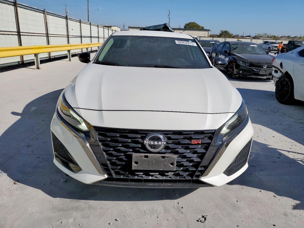 2024 Nissan Altima Sr - Фото 5