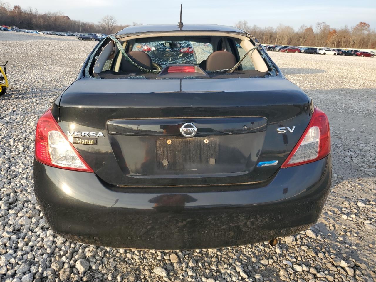 2012 Nissan Versa S - Image 6