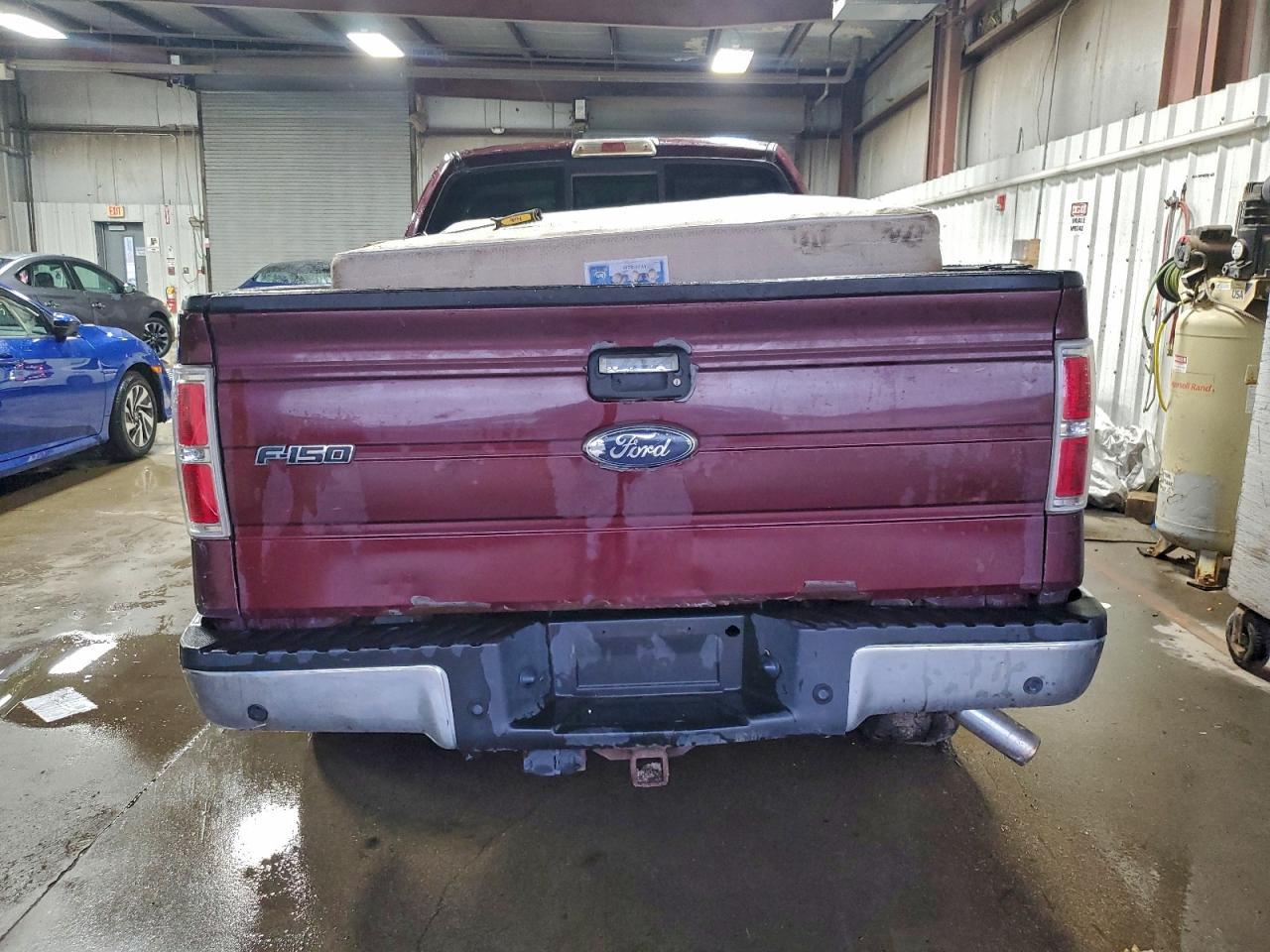 2010 Ford F150 Super Cab - Фото 6