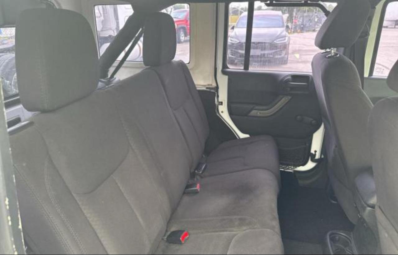 2013 Jeep Wrangler Unlimited Sport - Фото 6