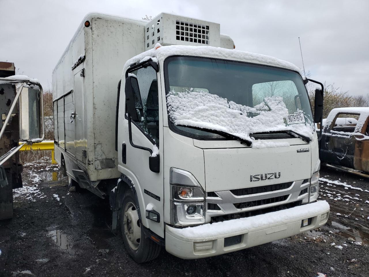 2024 Isuzu Npr Hd - Refrigerator Delivery Truck *** Prior Fleet * Driveshaft Is Disconnected *** - Image 4