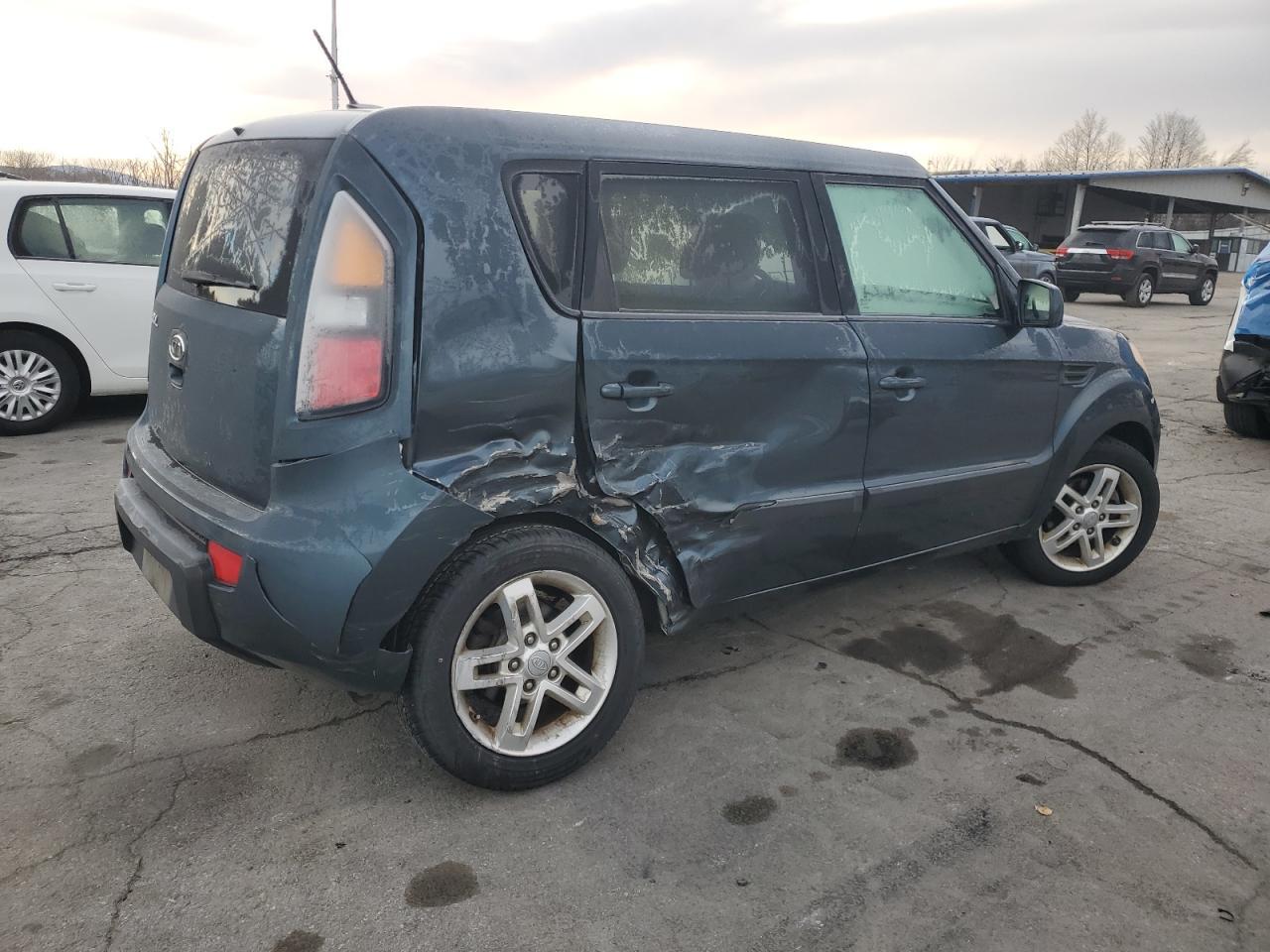 2011 Kia Soul + - Фото 3