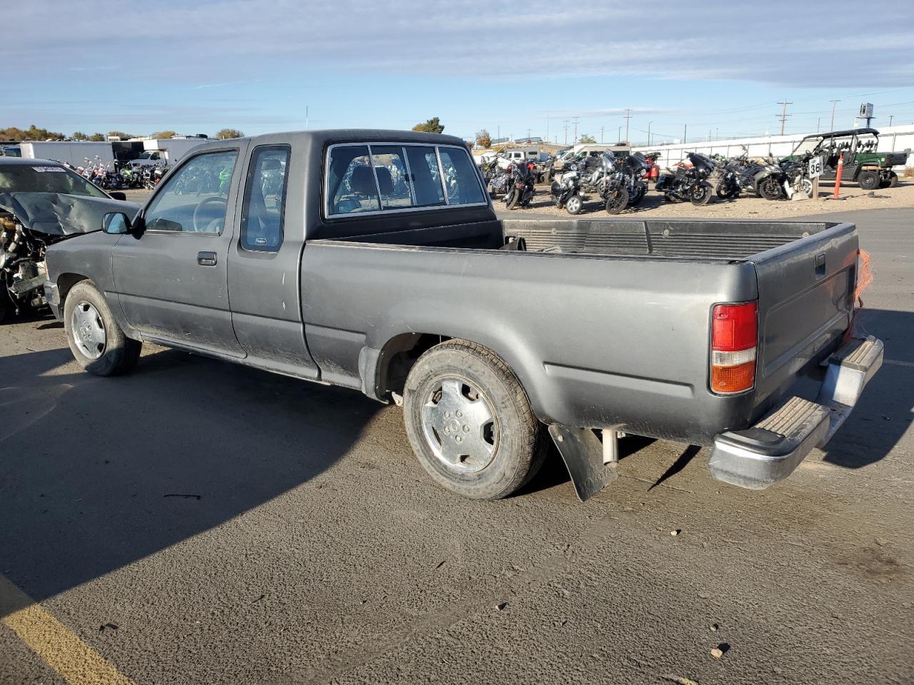 1992 Toyota Pickup 1/2 Ton Extra Long Wheelbase Dlx - Image 2