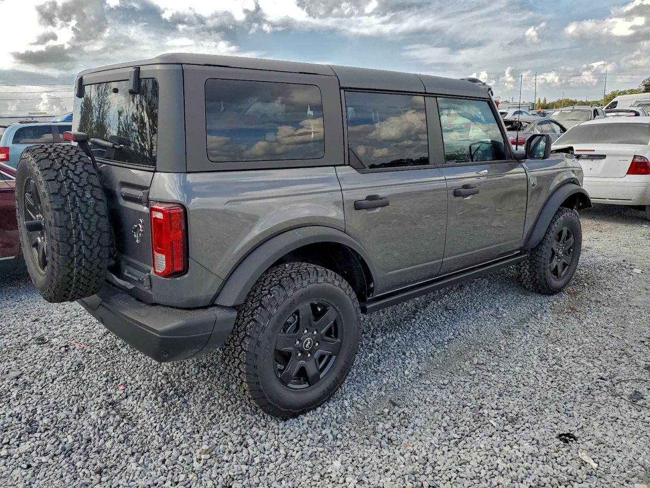2025 Ford Bronco Big Bend - Фото 3