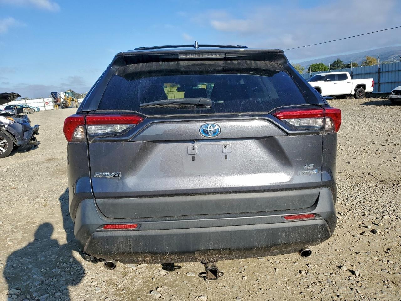 2019 Toyota Rav4 Hybrid Le - Image 6