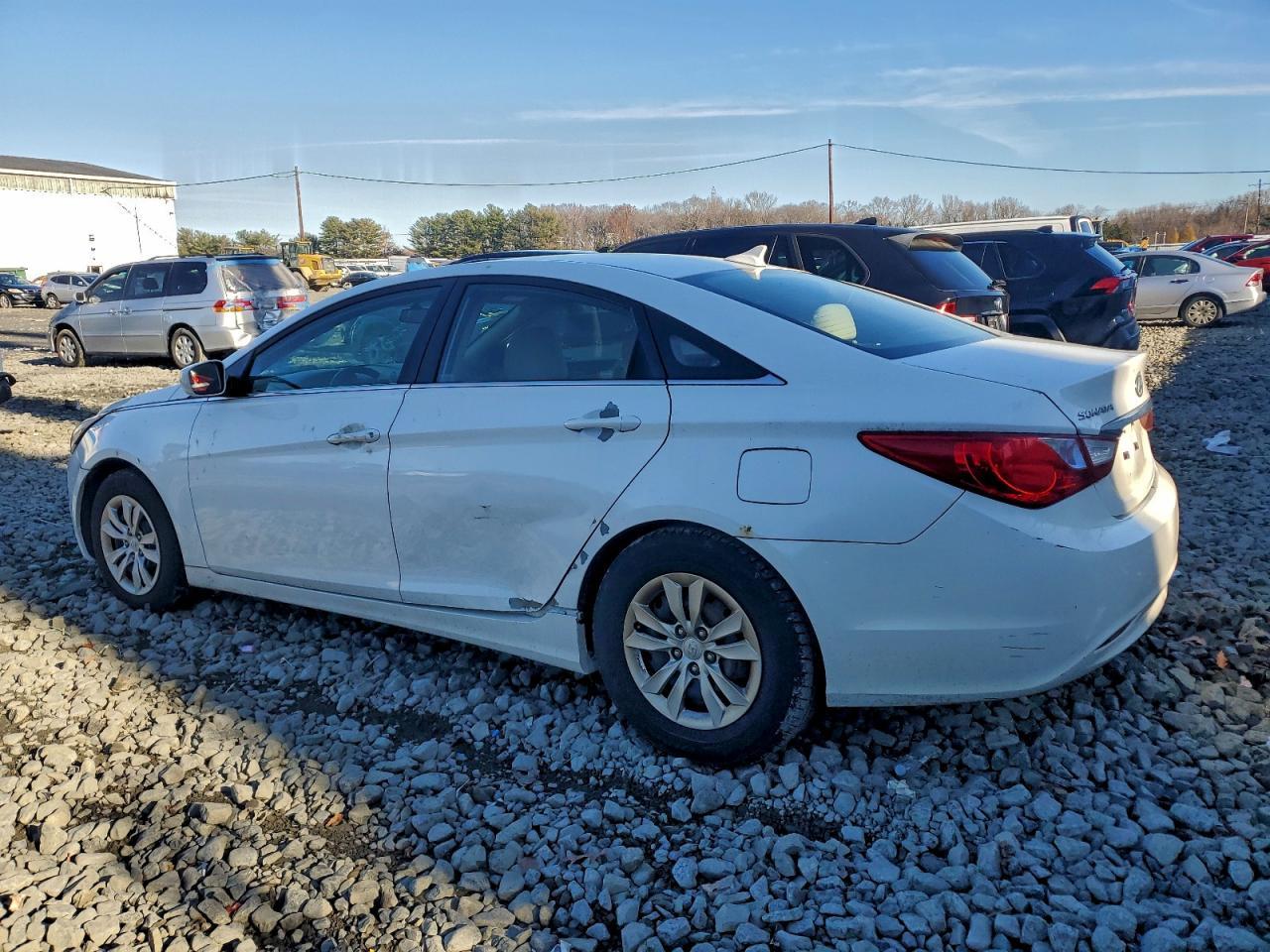2011 Hyundai Sonata Gls - Фото 2
