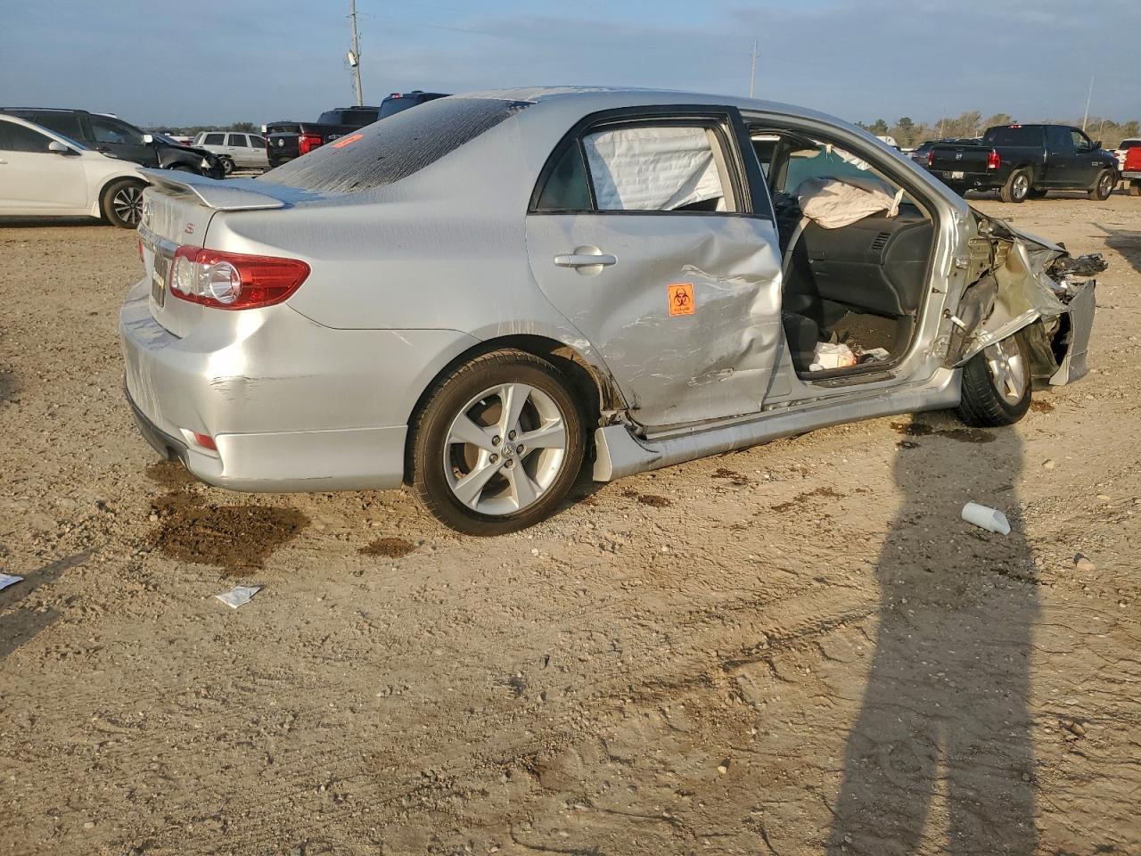 2012 Toyota Corolla Base - Фото 3