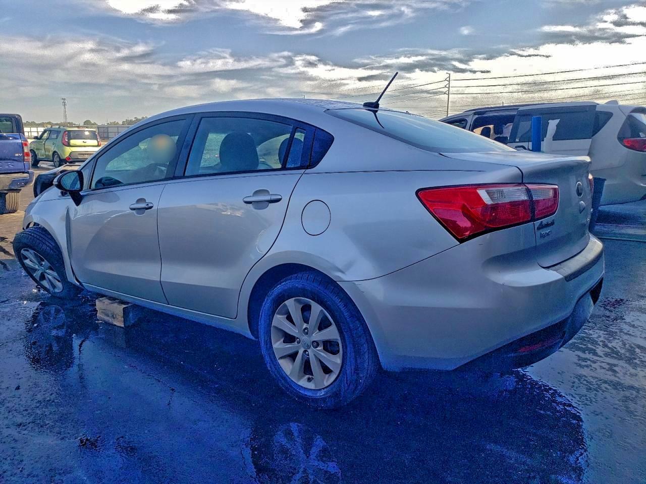 2014 Kia Rio Ex - Фото 2
