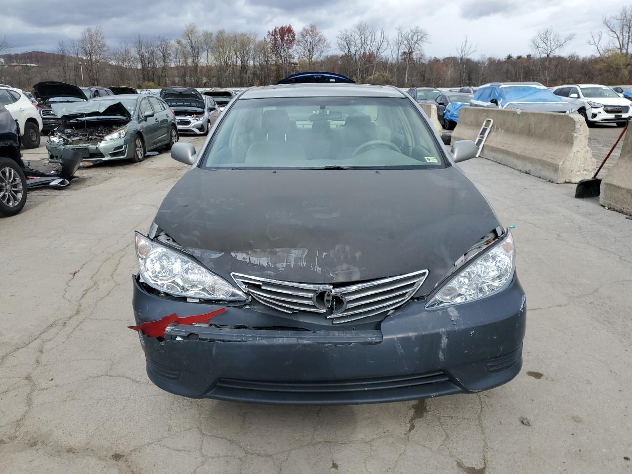 2005 Toyota Camry Le - Фото 5