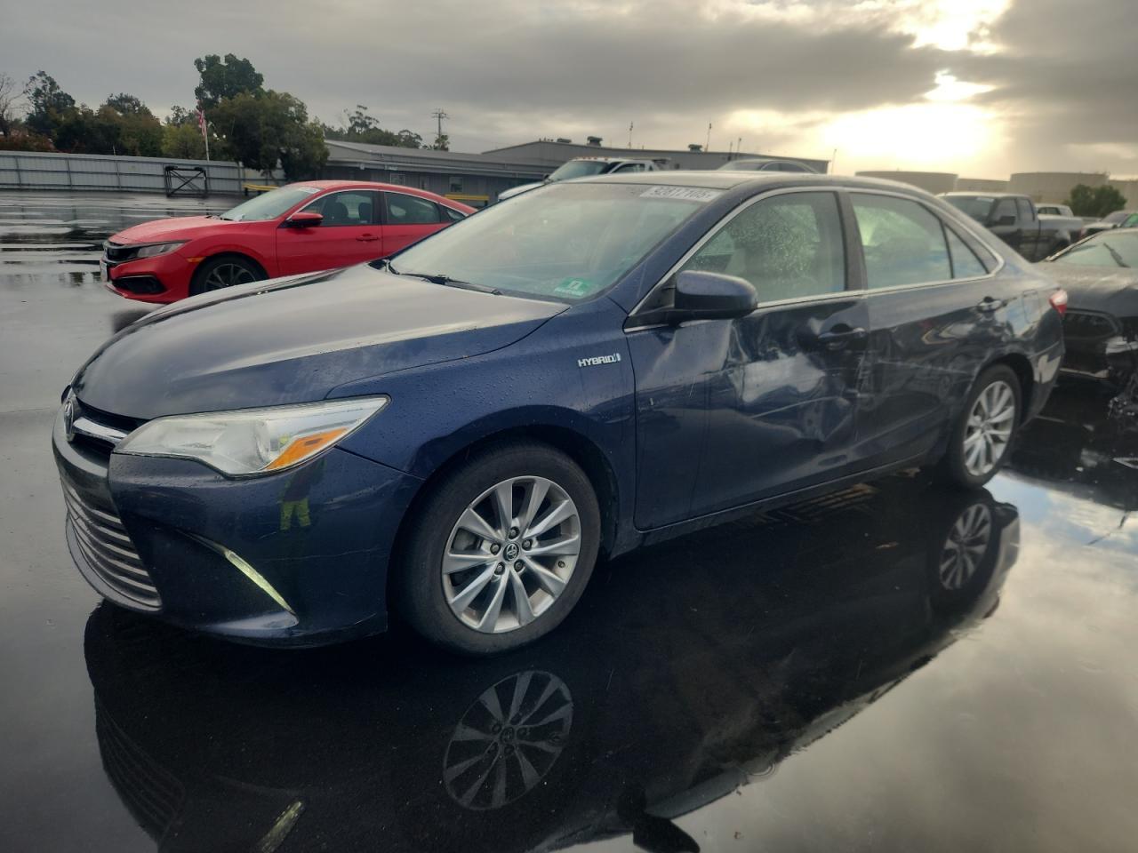 2015 Toyota Camry Hybrid