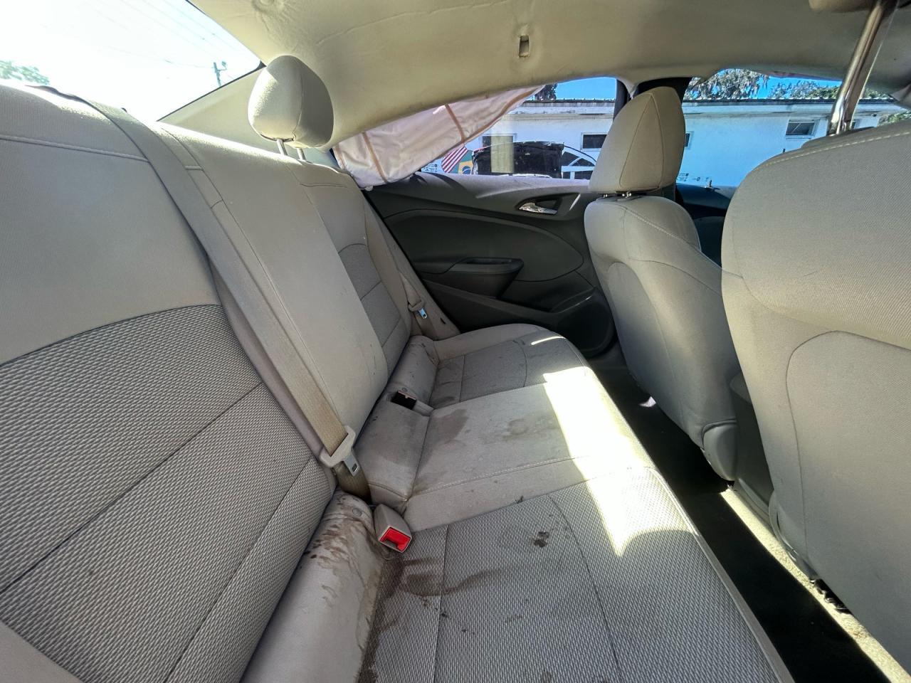 2018 Chevrolet Cruze Ls - Image 6