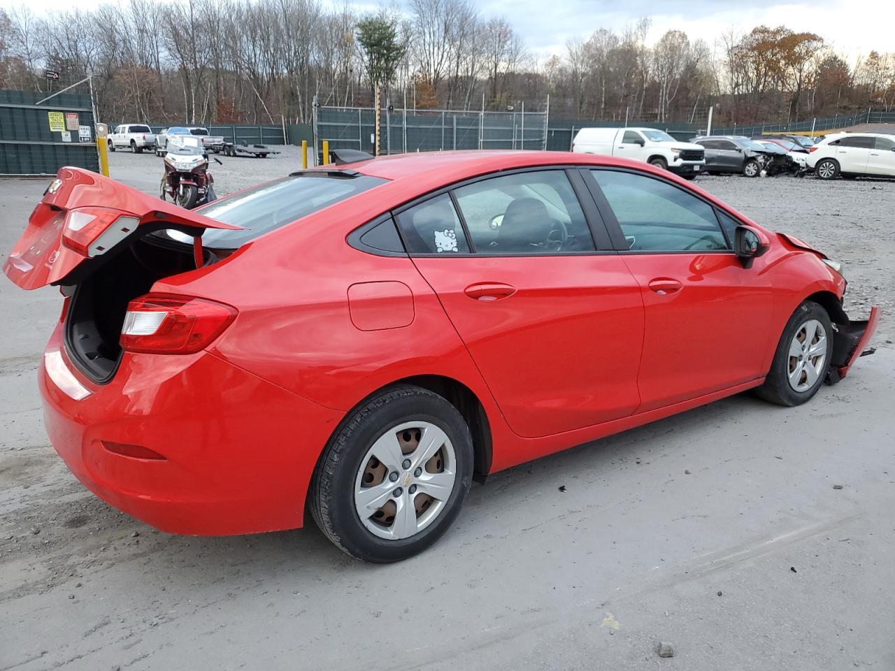 2017 Chevrolet Cruze Ls - Image 3