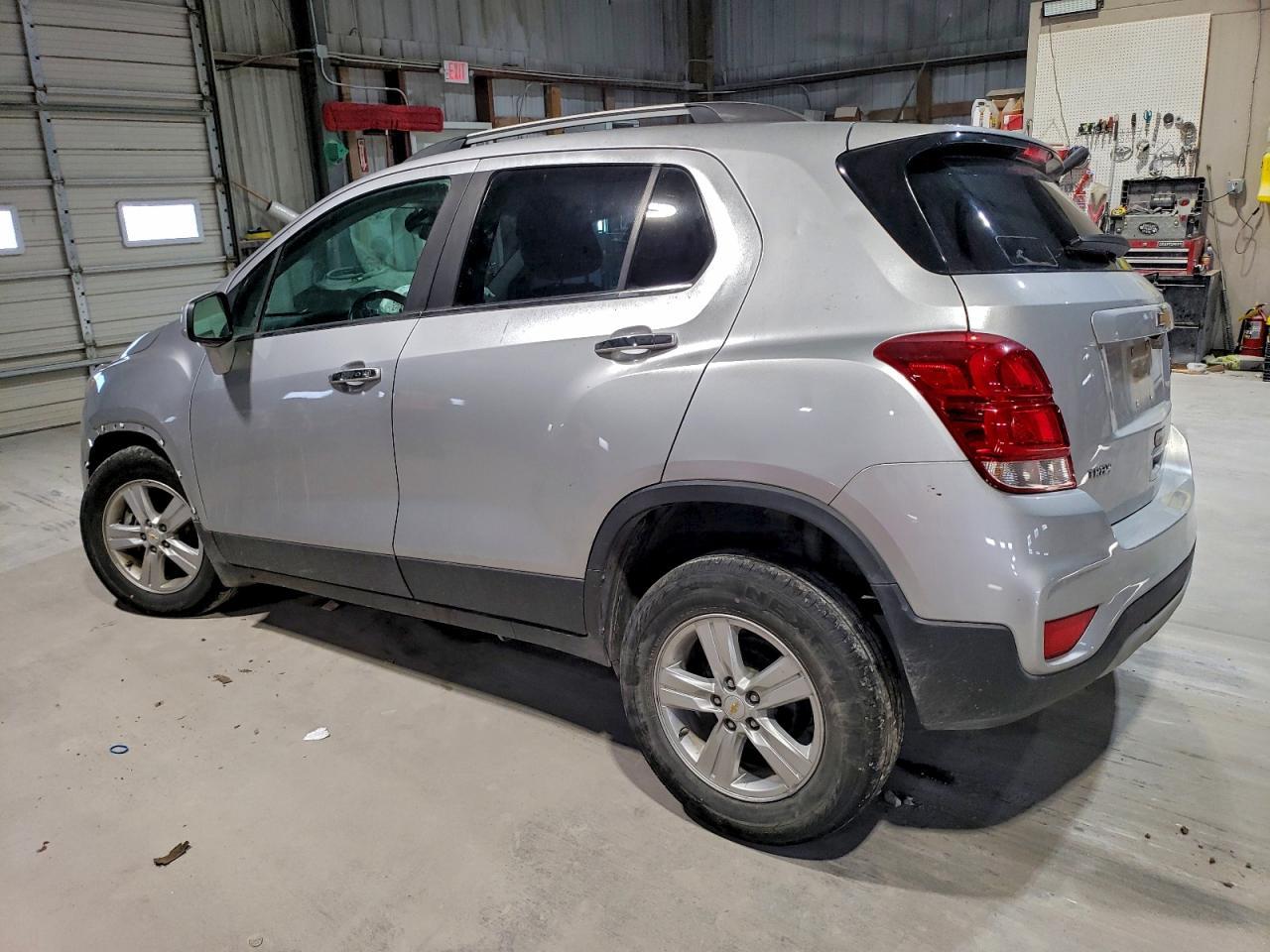 2020 Chevrolet Trax 1Lt - Фото 2