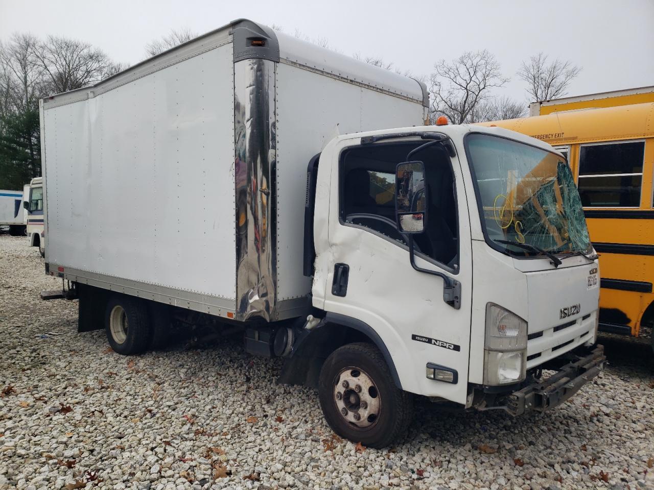 2009 Isuzu Npr Box Truck - Фото 4