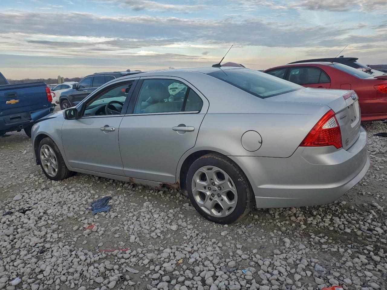 2010 Ford Fusion Se - Фото 2