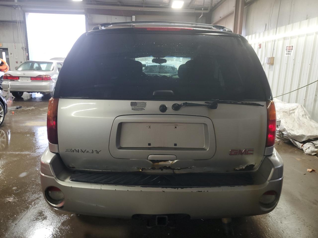 2006 GMC Envoy - Image 6