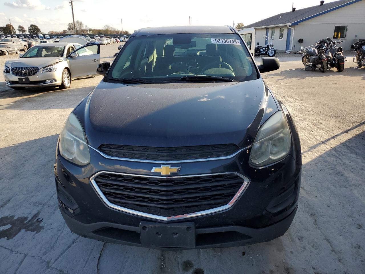 2017 Chevrolet Equinox Ls - Image 5