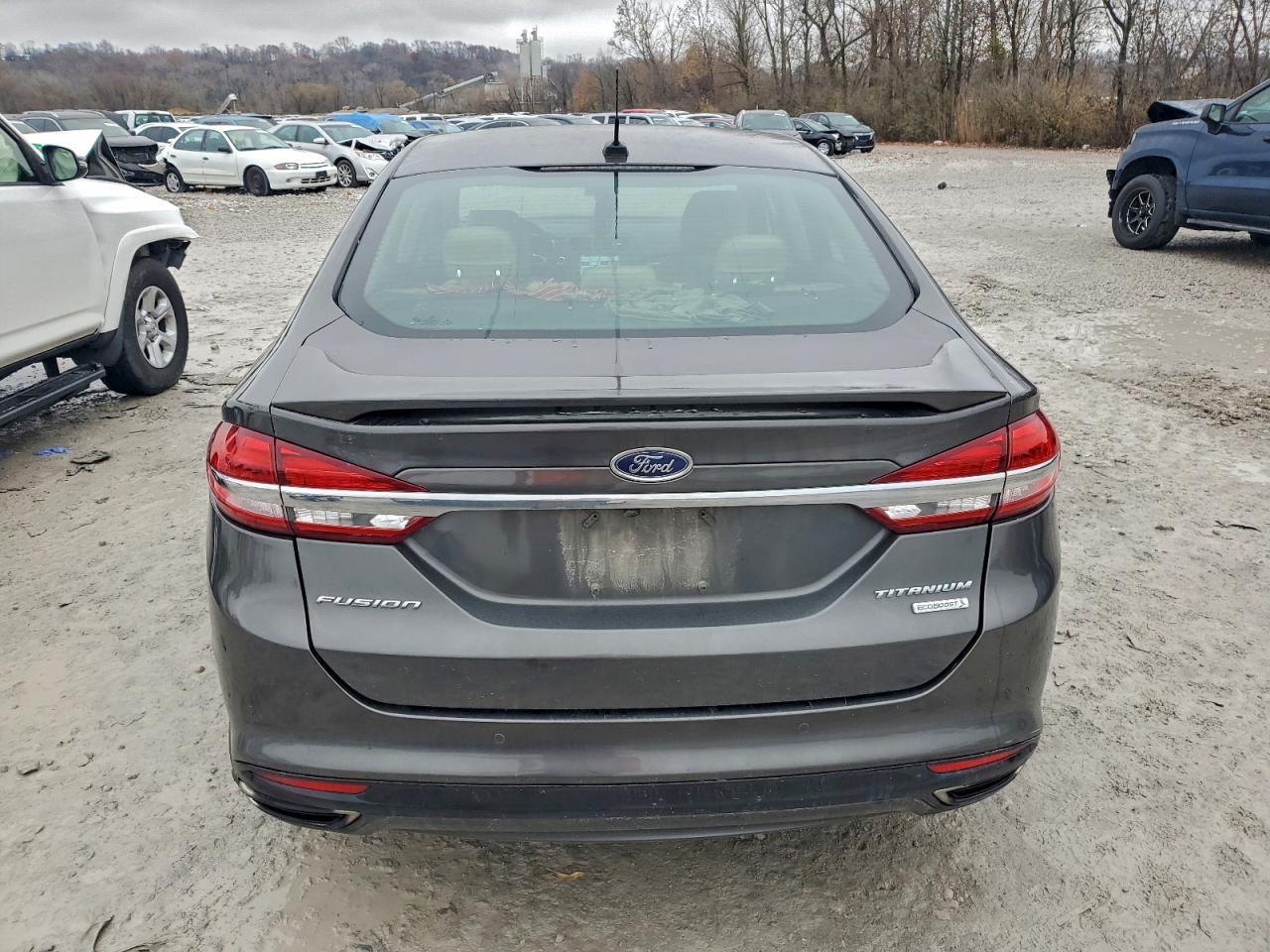 2017 Ford Fusion Titanium - Image 6