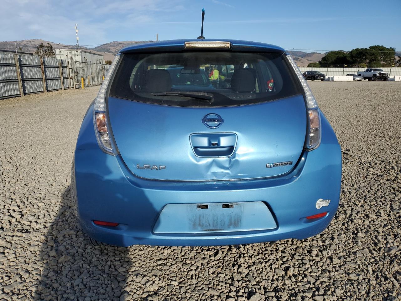 2013 Nissan Leaf S - Фото 6