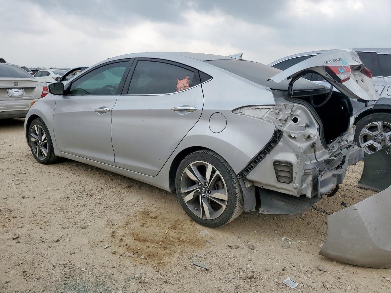 2014 Hyundai Elantra Se - Image 2