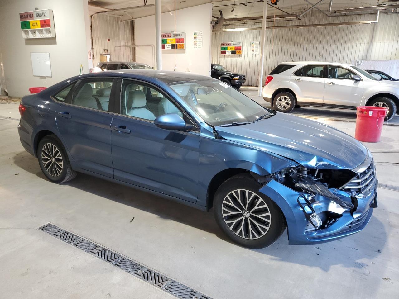 2019 Volkswagen Jetta S - Фото 4