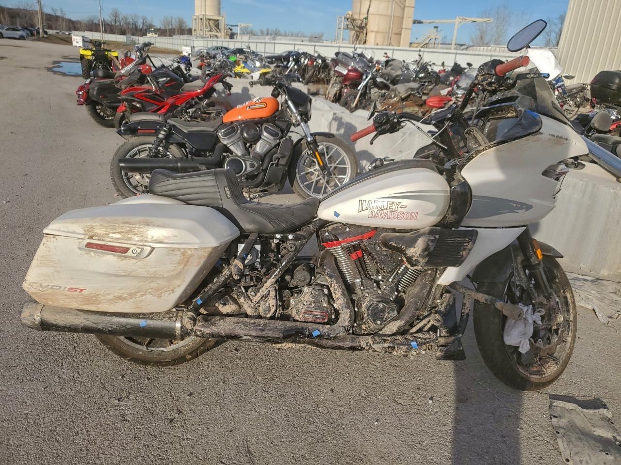 2024 Harley-Davidson Fltrxstse