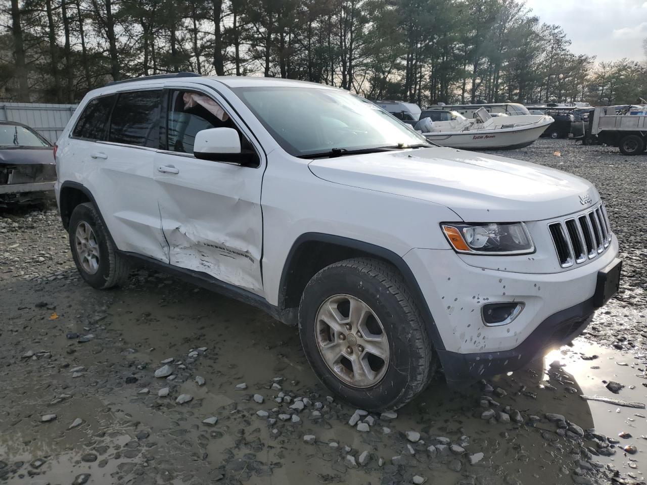 2014 Jeep Grand Cherokee Laredo - Image 4