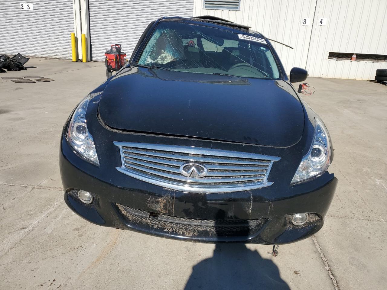 2015 Infiniti Q40 - Image 5