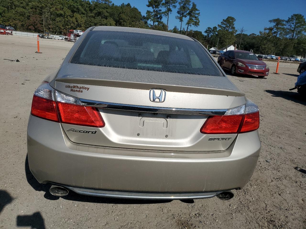 2015 Honda Accord Sport - Image 6