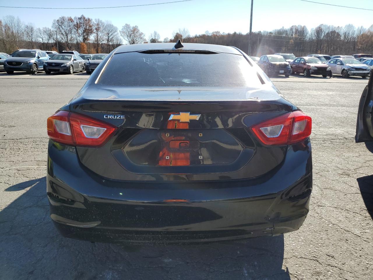 2018 Chevrolet Cruze Ls - Фото 6