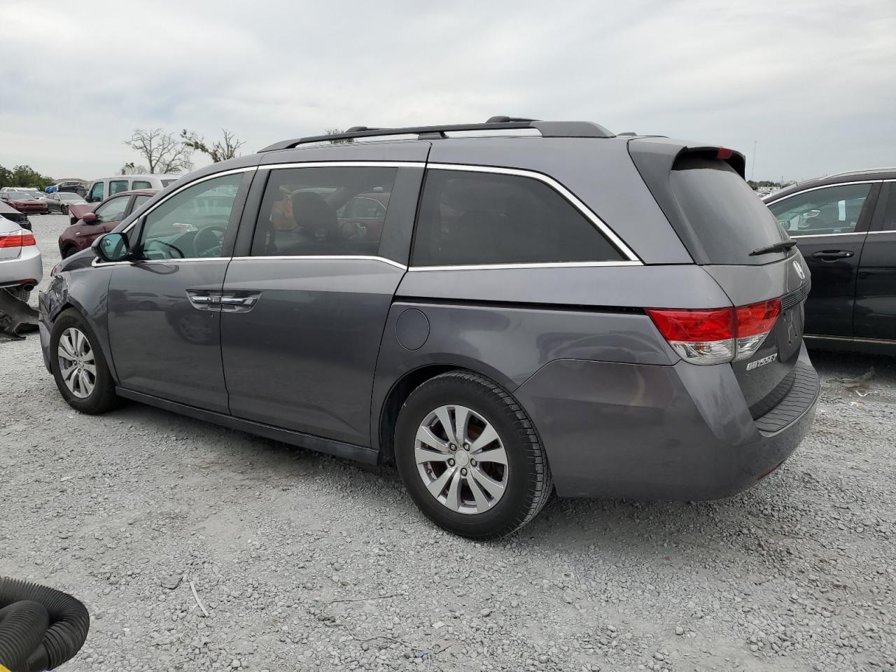 2015 Honda Odyssey Exl - Image 2