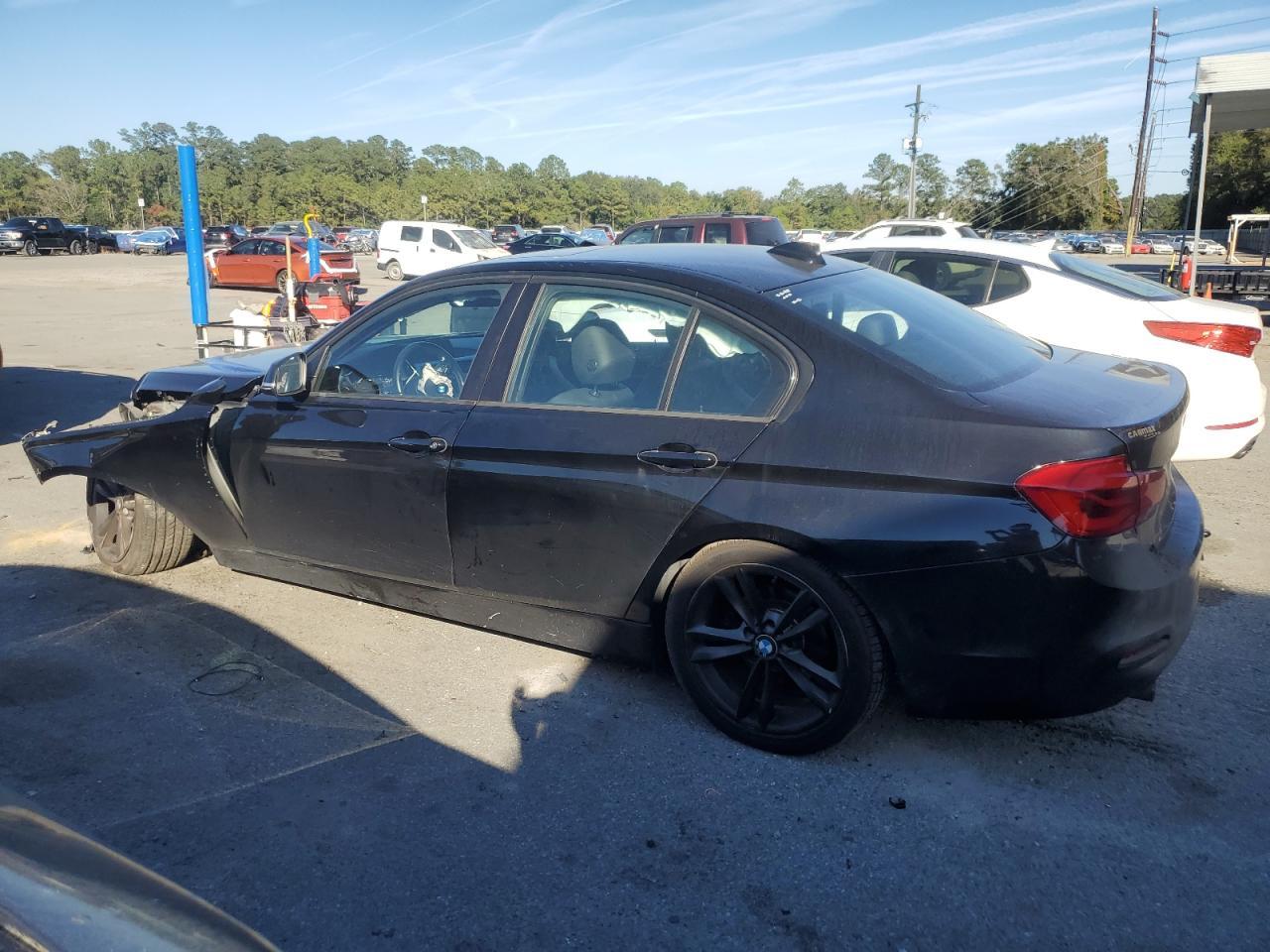 2016 BMW 320 I - Фото 2