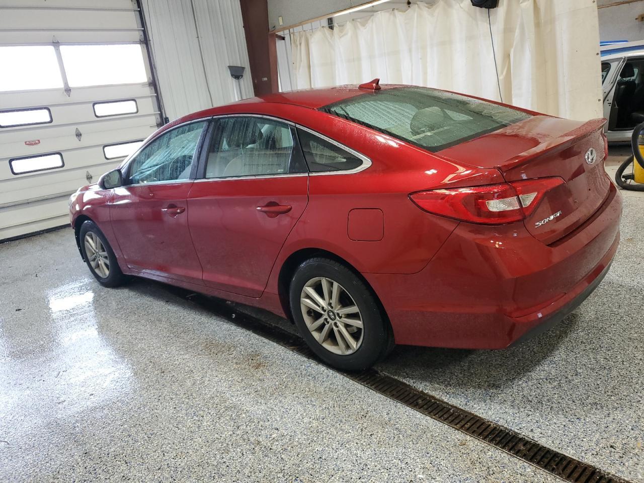 2015 Hyundai Sonata Se - Фото 2