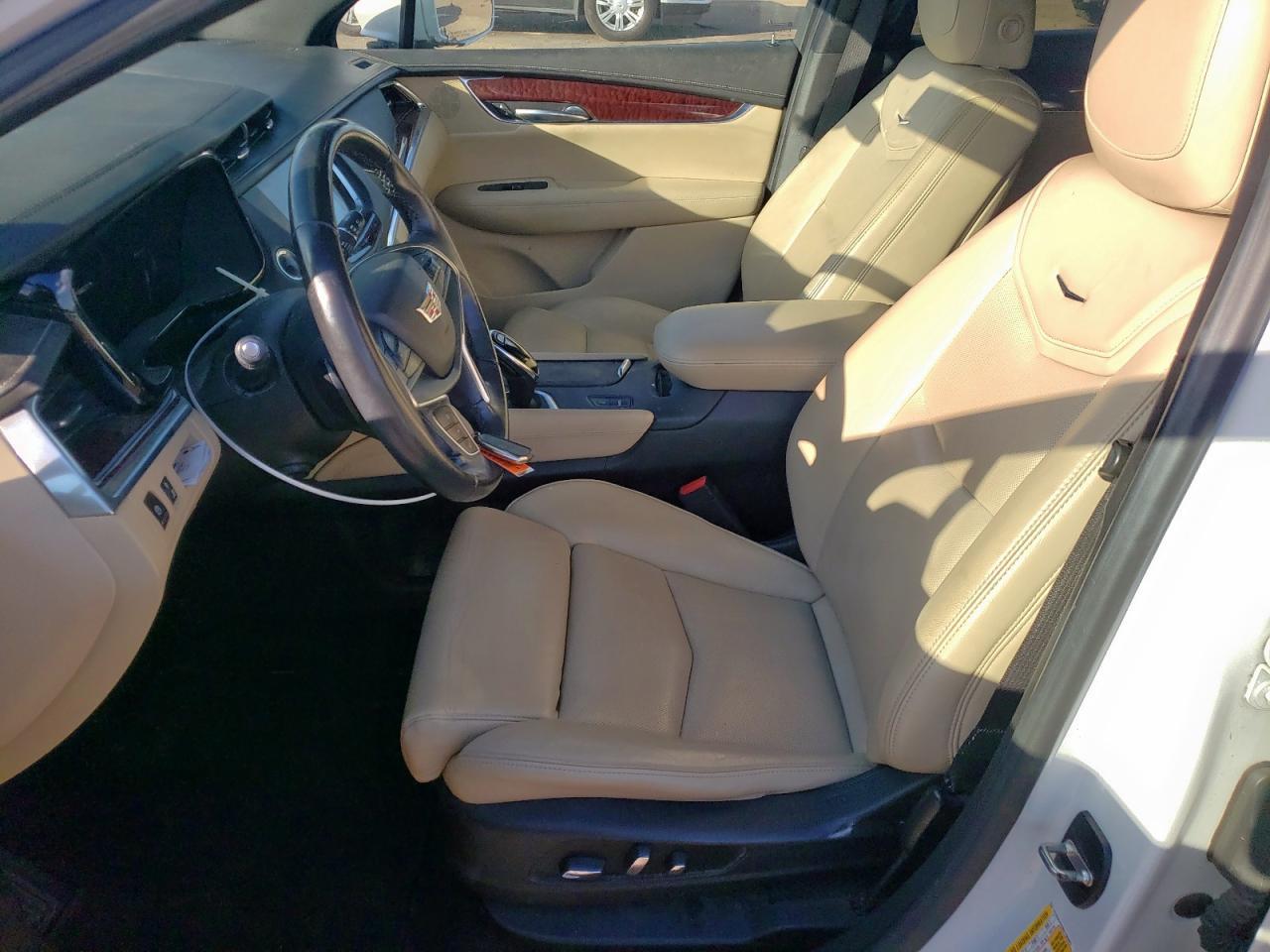 2017 Cadillac Xt5 Premium Luxury - Фото 7