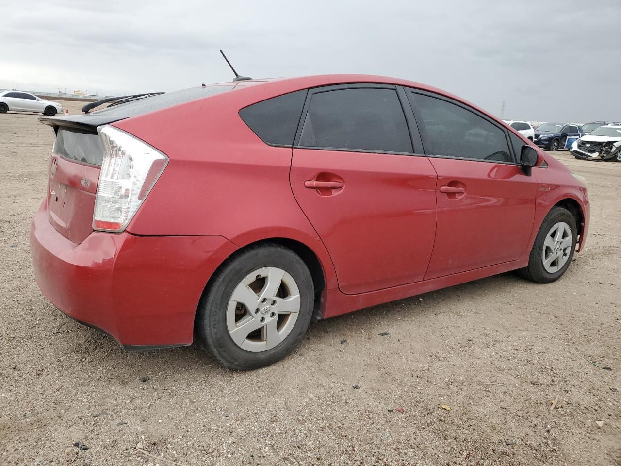 2010 Toyota Prius - Фото 3